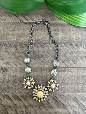 Women's Ivory and Clear Statement Necklace - Floral Cluster Design